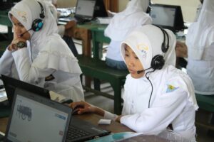SMK Bustanul Ulum Siap Mengikuti Ujian Nasional Berbasis Komputer (UNBK) 2017 SMK Bustanul Ulum - Tahun ini Provinsi Jawa Timur menginstruksikan semua jenjang SMK di bawah naunagan Dinas Pendidikan Provinsi Jawa Timur diwajibkan untuk melaksanakan Ujian Nasional Berbasis Komputer (UNBK) tahun 2017. Maka dengandemikian SMK Bustanul Ulum juga sudah mempersiapkan jauh-jauh hari.